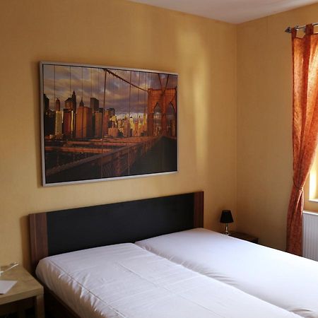 Gasthaus & Pension "Zur Rose" Веймар Экстерьер фото