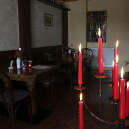 Gasthaus & Pension "Zur Rose" Веймар Экстерьер фото