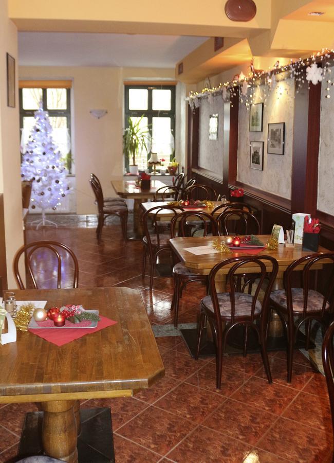 Gasthaus & Pension "Zur Rose" Веймар Экстерьер фото